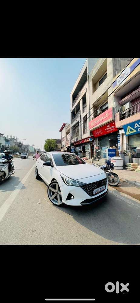 Hyundai Verna Petrol 60000 Km Driven 20 Inch Alloy Aura Music System