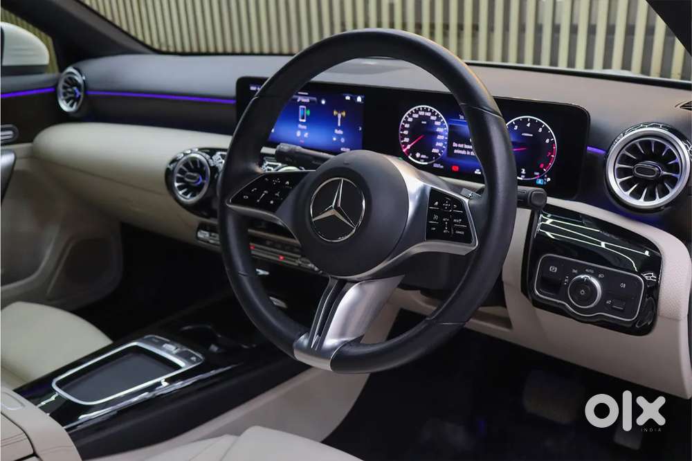 Mercedes-benz A-class Limousine 200, 2024, Petrol