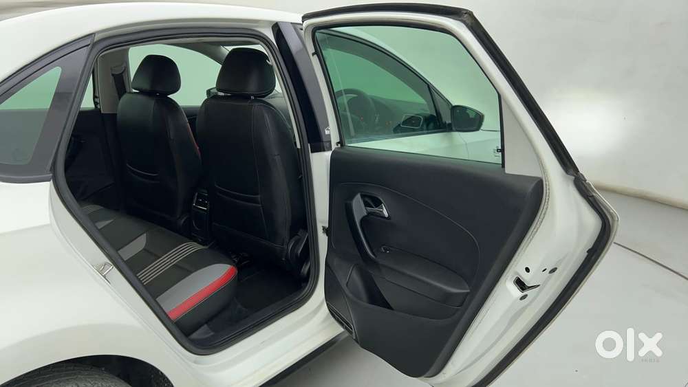 Skoda Rapid 1.0 Style At, 2021, Petrol