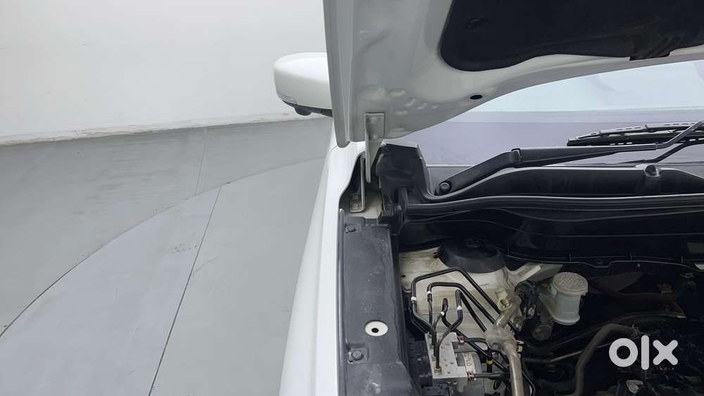 Maruti Suzuki Grand Vitara 1.5 Alpha Smart Hybrid At, 2022, Petrol