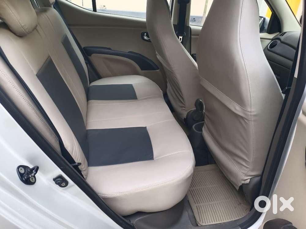 Hyundai I10 Asta 1.2 At With Sunroof, 2011, Petrol