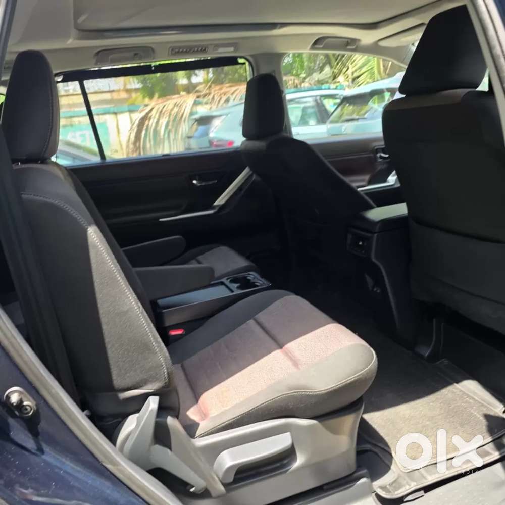 Toyota Innova Hycross 2.0 Vx Hybrid 7 Str, 2024, Petrol