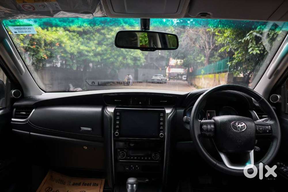 Toyota Fortuner 4x2 At 2.7 Petrol, 2025, Petrol