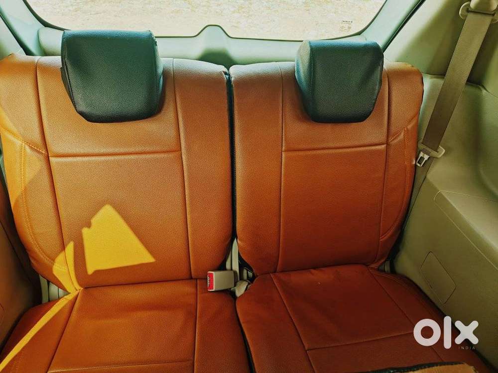 Maruti Suzuki Ertiga Vxi At Petrol, 2020