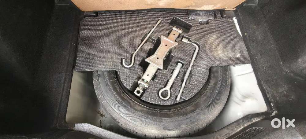 Cruice Control,,having Power Steering, Power Windows, Sunfroof