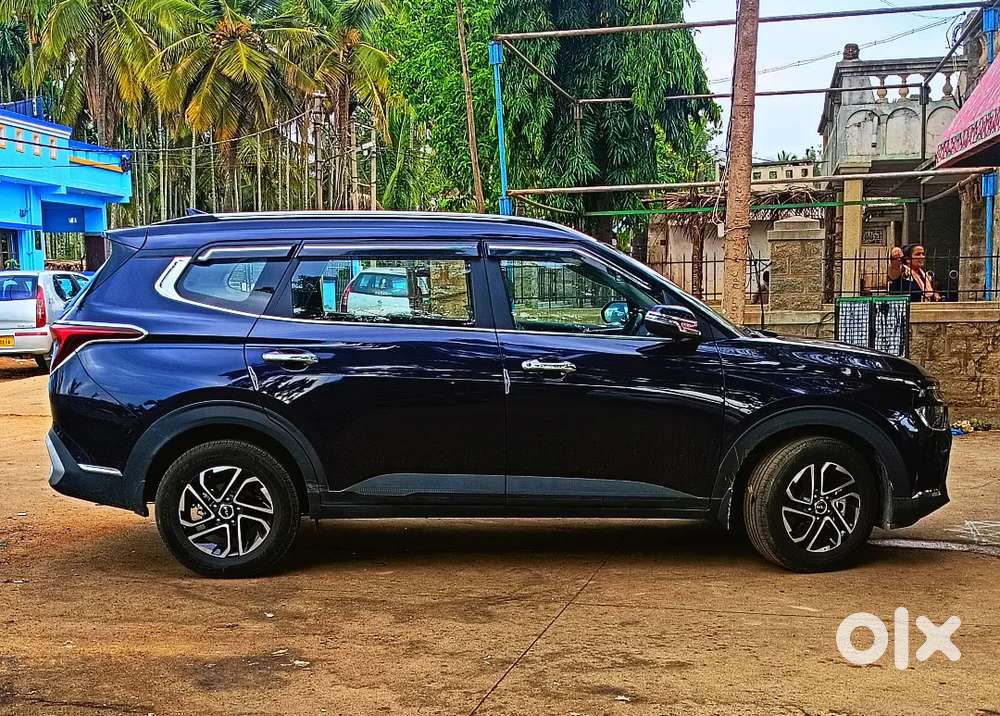 Kia Carens 2022 Petrol Good Condition