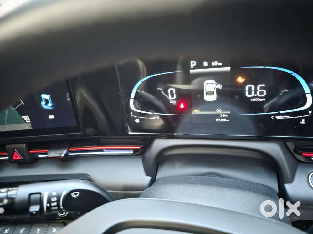 Hyundai Verna Sx (o) 1.5 Turbo Petrol Dct, 2023, Petrol