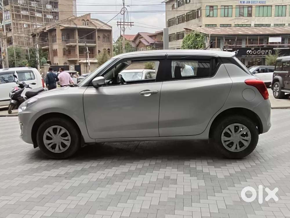 Maruti Suzuki Swift Vxi, 2023, Petrol