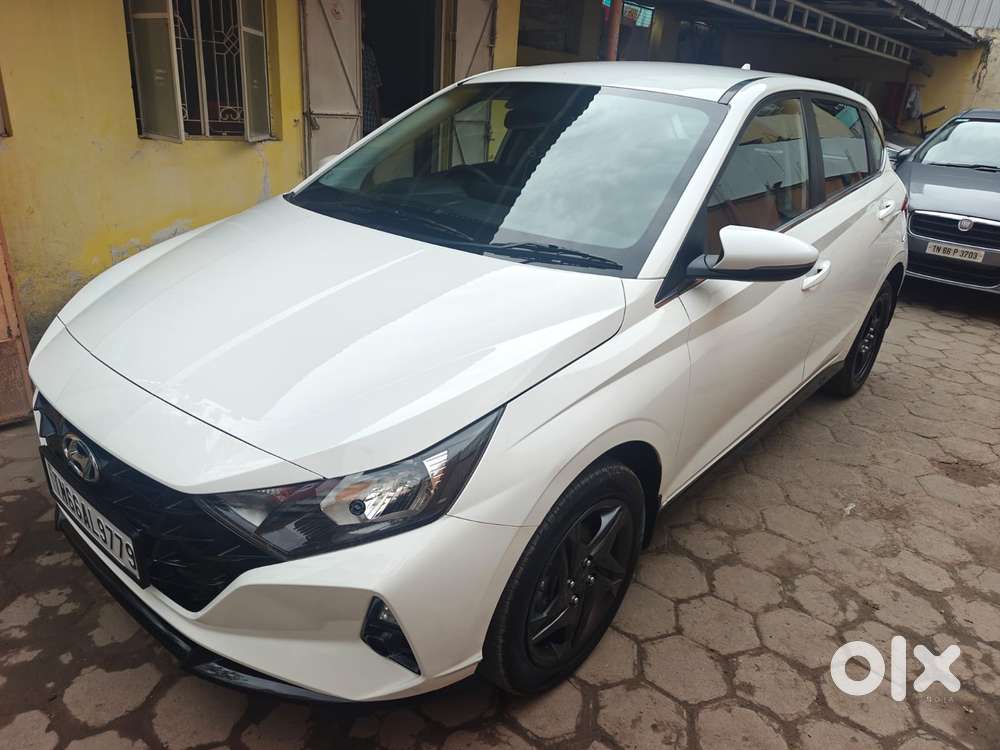 Hyundai I20 Sportz 1.4 At Vtvt, 2023, Petrol