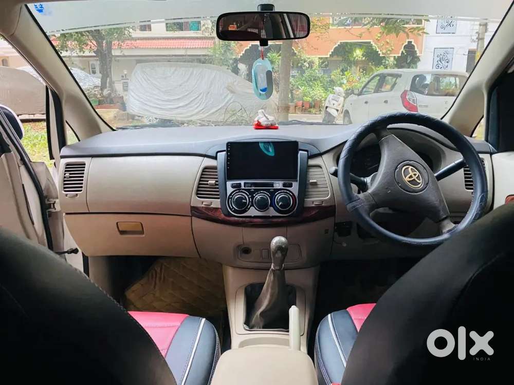 Toyota Innova 2.5 G 2013