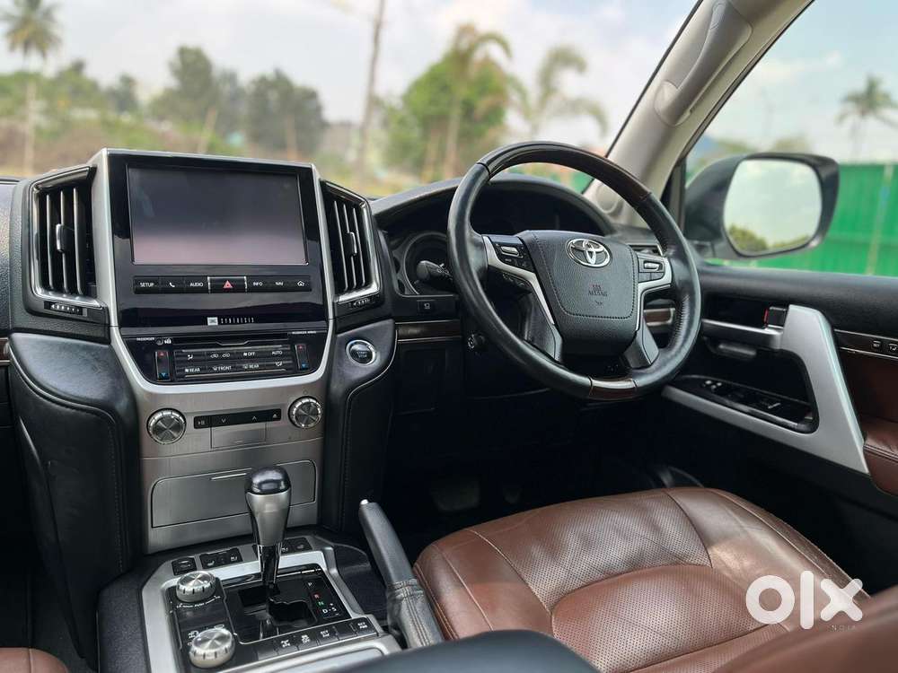 Toyota Land Cruiser 4.5 Vx Lc 200 Standard 1, 2016, Diesel