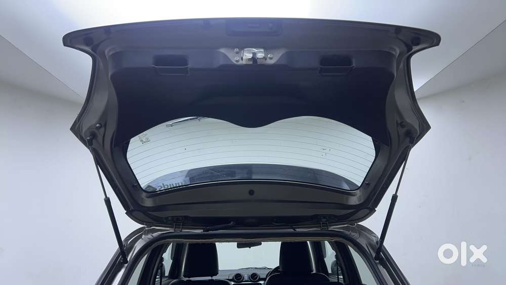 Maruti Suzuki Swift 2018 Zxi Plus, 2022, Petrol