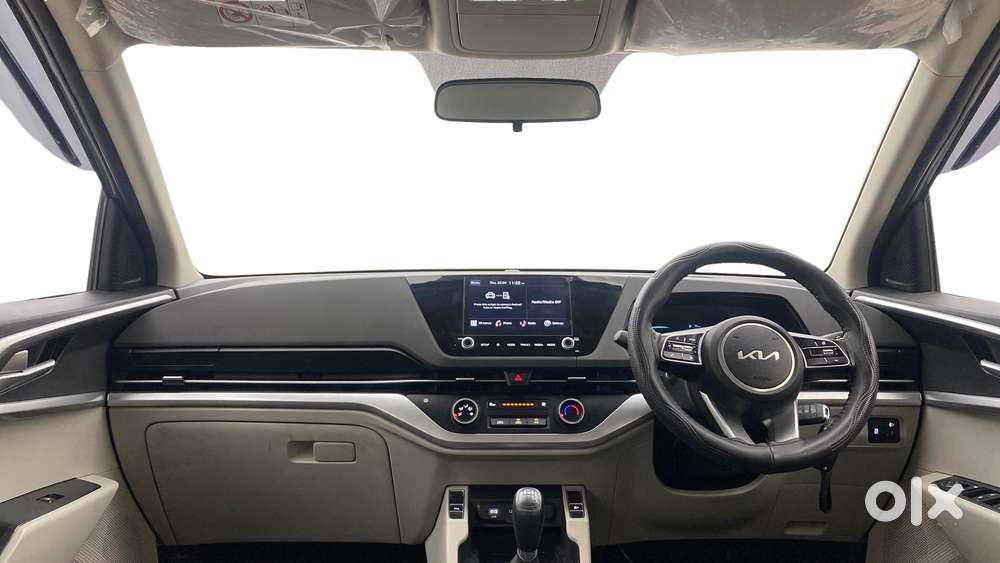 Kia Carens 1.4 Prestige 7 Str, 2022, Petrol