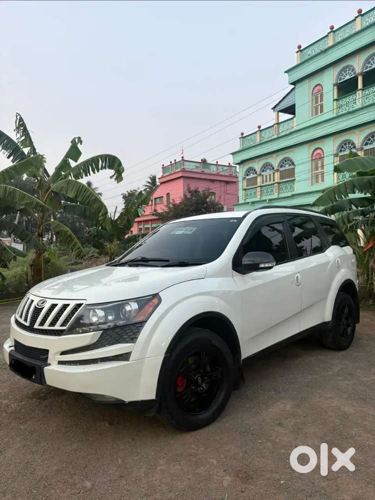 Mahindra Xuv500 2015