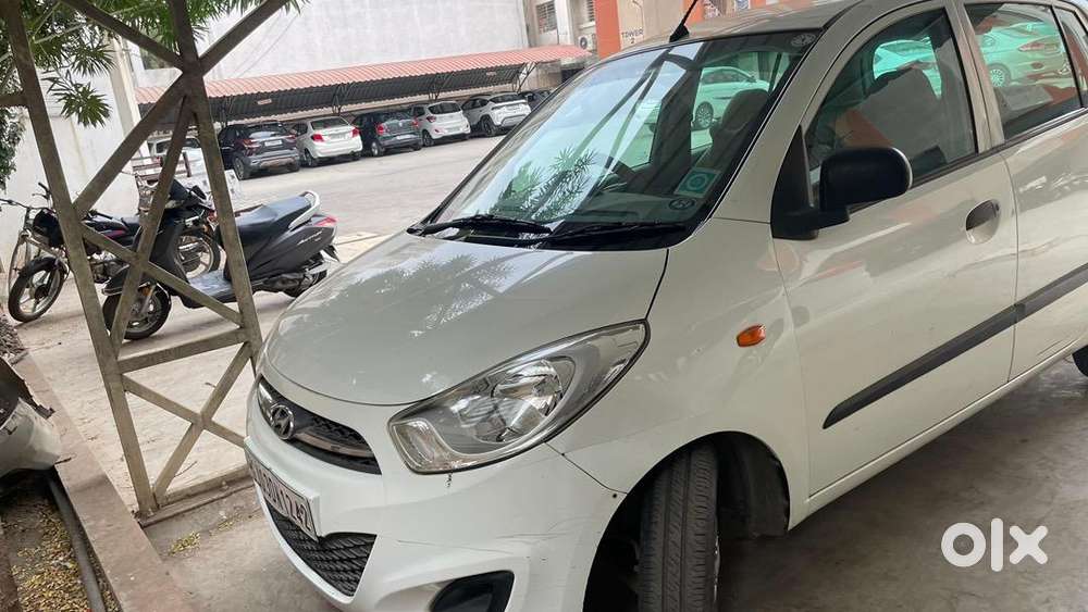 Hyundai I10 2011 Petrol 70000 Km Driven