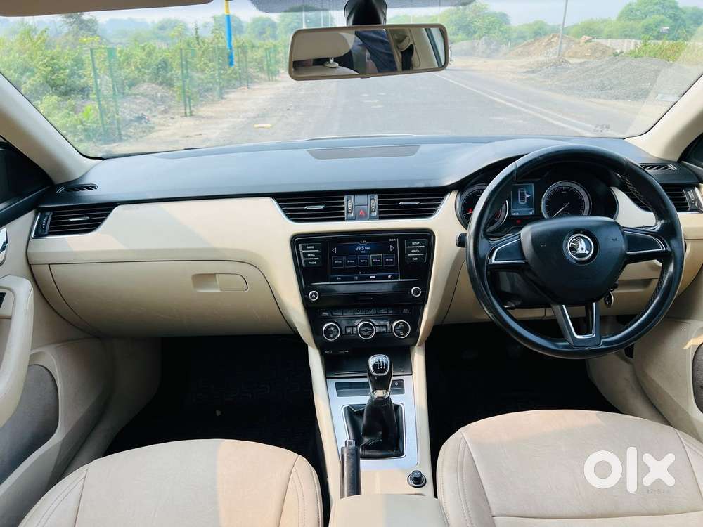 Skoda Octavia 2013-2017 Active 1.4 Tsi Mt, 2017, Petrol