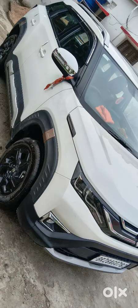 2025 Maruti Suzuki Brezza Zxi At Hybrid Manual