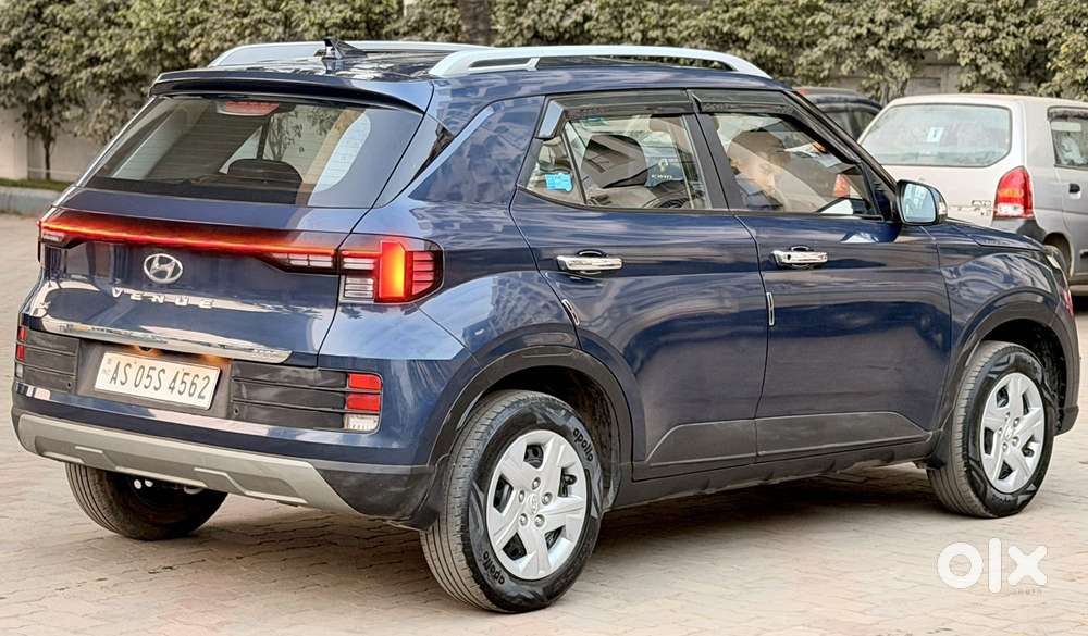 Hyundai Venue Sx Mt, 2022, Petrol