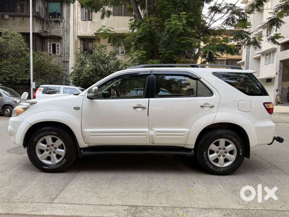 Toyota Fortuner 3.0 4x4 Manual, 2011, Diesel