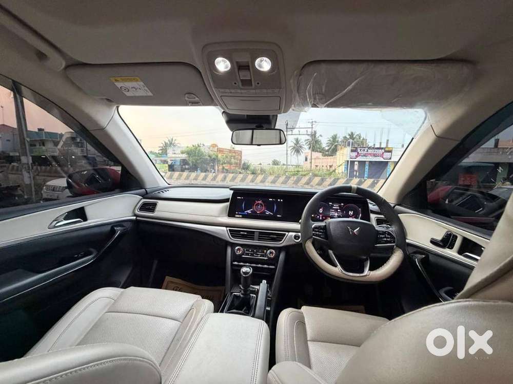 Mint Condition Xuv700 Petrol Mt  2021  Just 21k Km  Fully Maintaine