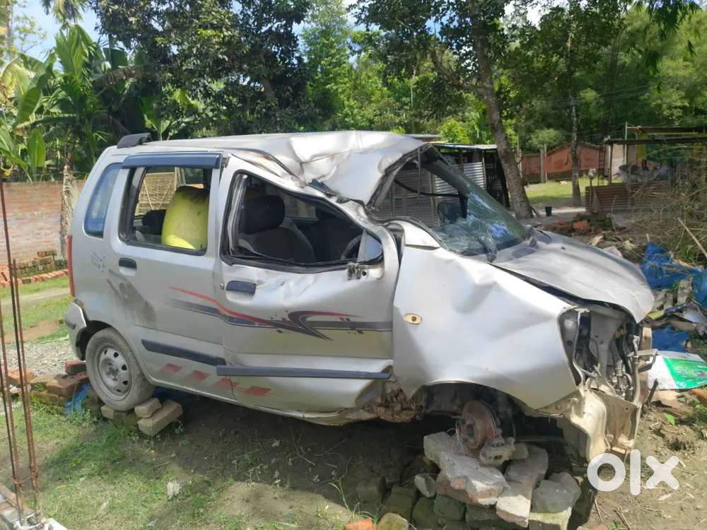 2011 Maruti Suzuki Wagonr Accident But Engine Good Condition( Orginal)