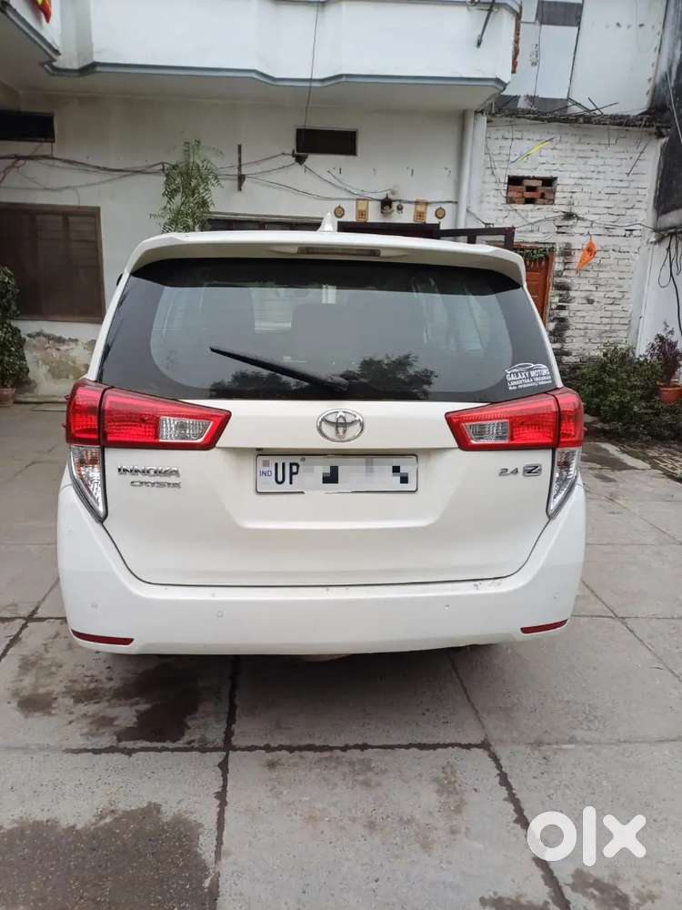 Toyota Innova Crysta 2021 Diesel 100000 Km Driven