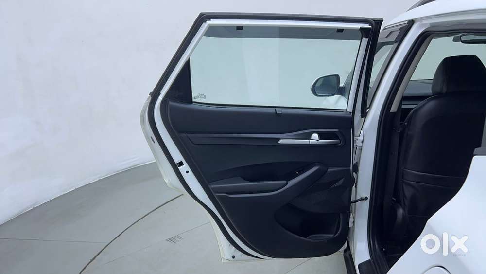 Kia Seltos 1.5 Htk+, 2023, Petrol