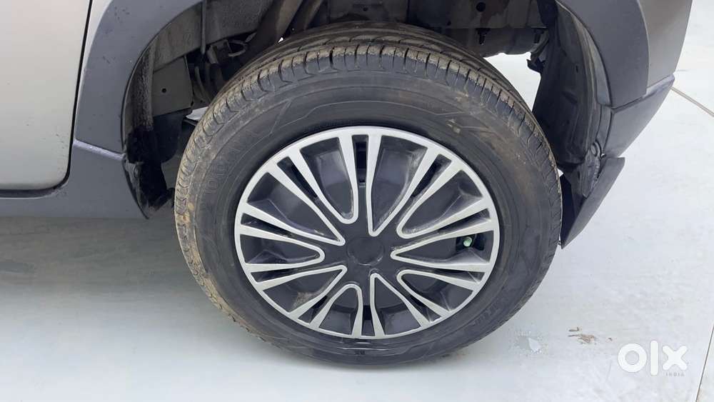Mahindra Kuv 100 Mfalcon G80 K4, 2016, Petrol
