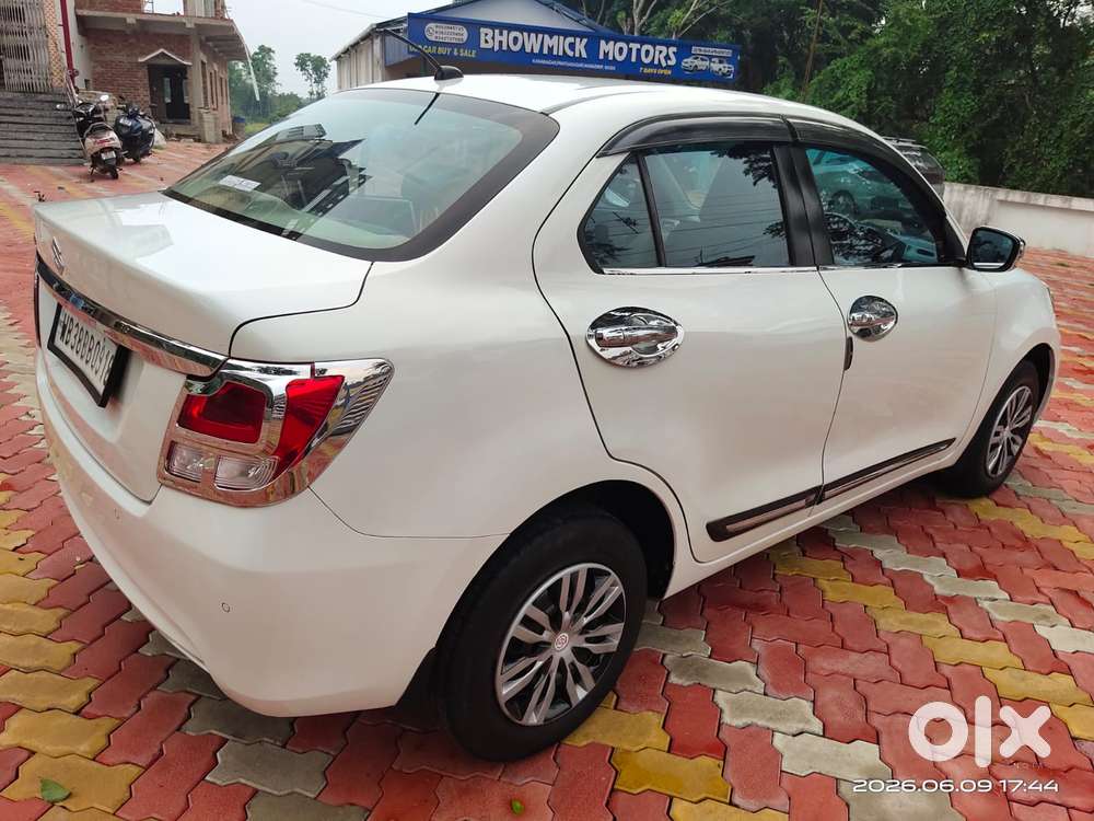 Maruti Suzuki Dzire 1.2 Vxi, 2023, Petrol