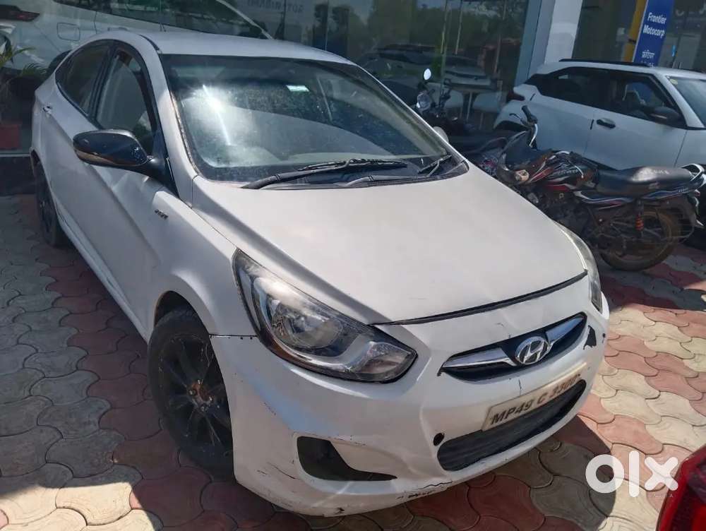 Hyundai Verna 2013