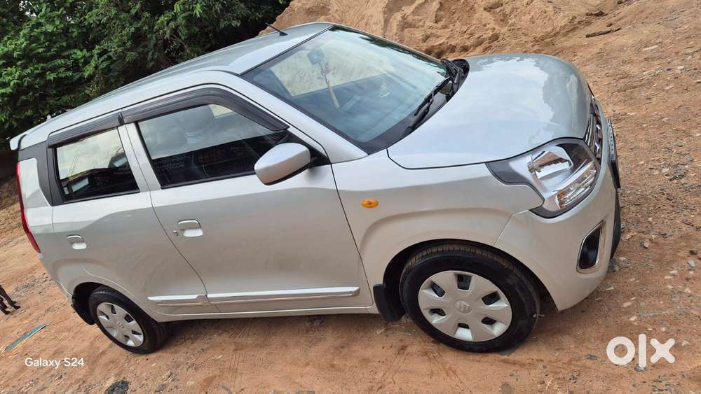 Maruti Suzuki Wagon R Vxi 1.0, 2023, Petrol