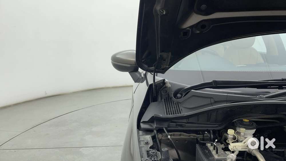 Honda City 1.5 V Cvt I-vtec Mt, 2023, Petrol