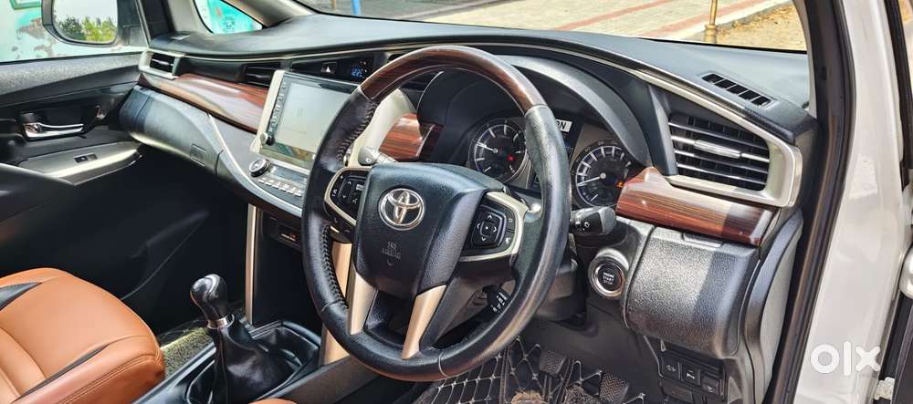 Toyota Innova Crysta 2.4 V 8 Str, 2022, Diesel