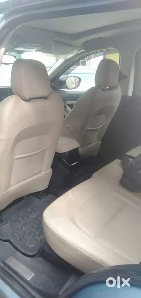 Tata Safari 2022