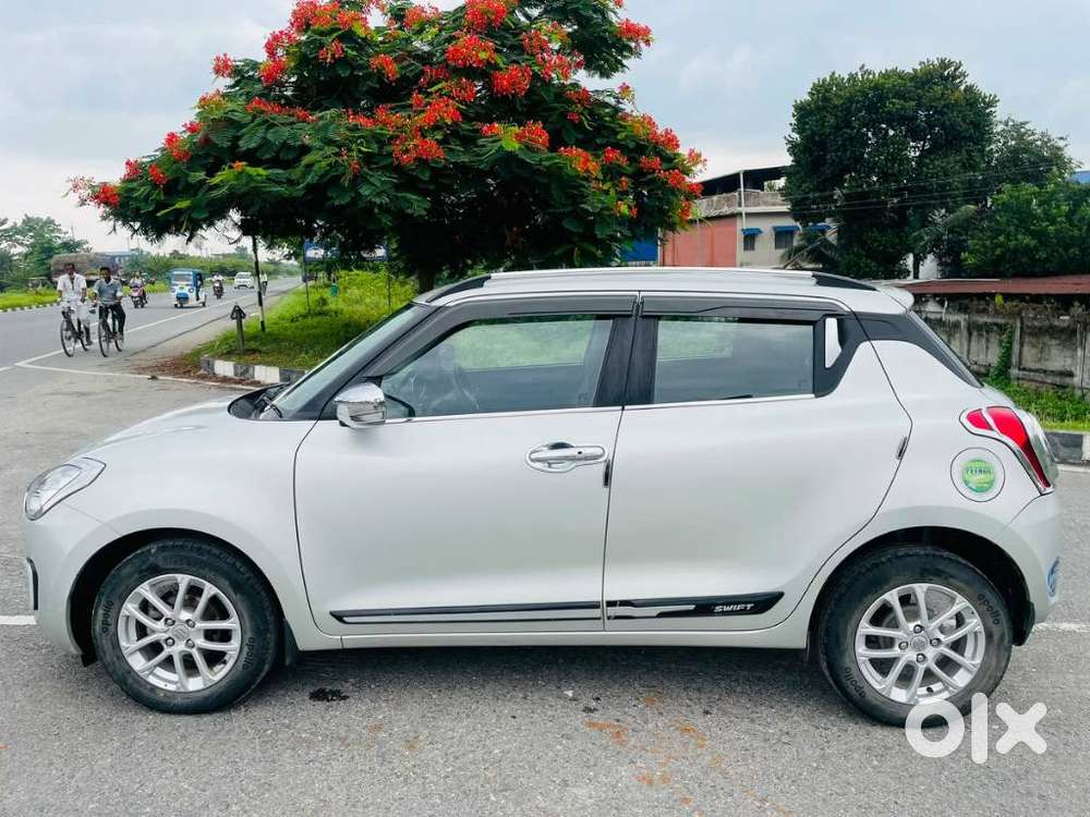 Maruti Suzuki Swift 1.3 Zxi, 2020, Petrol