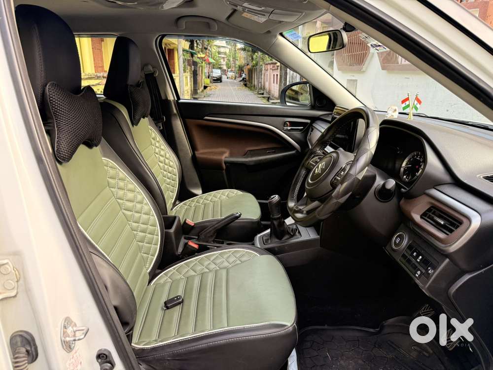 Maruti Suzuki Brezza 1.5 Zxi Smart Hybrid, 2023, Petrol
