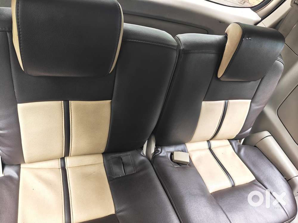 Toyota Innova 2.0 Vx 8 Str, 2010, Diesel