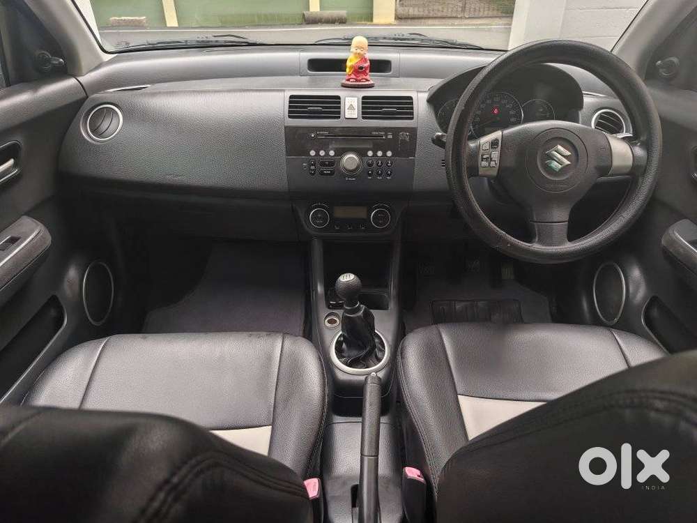 Maruti Suzuki Swift Zxi, 2011, Petrol