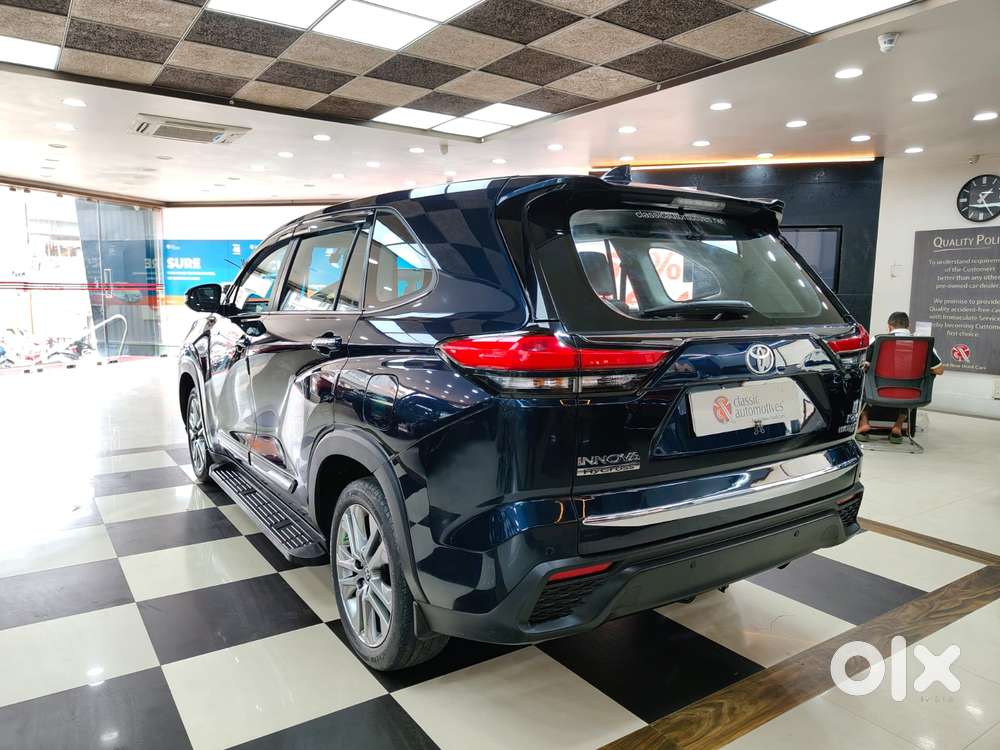 Toyota Innova Hycross 2.0 Zx Hybrid 7 Str, 2024, Petrol
