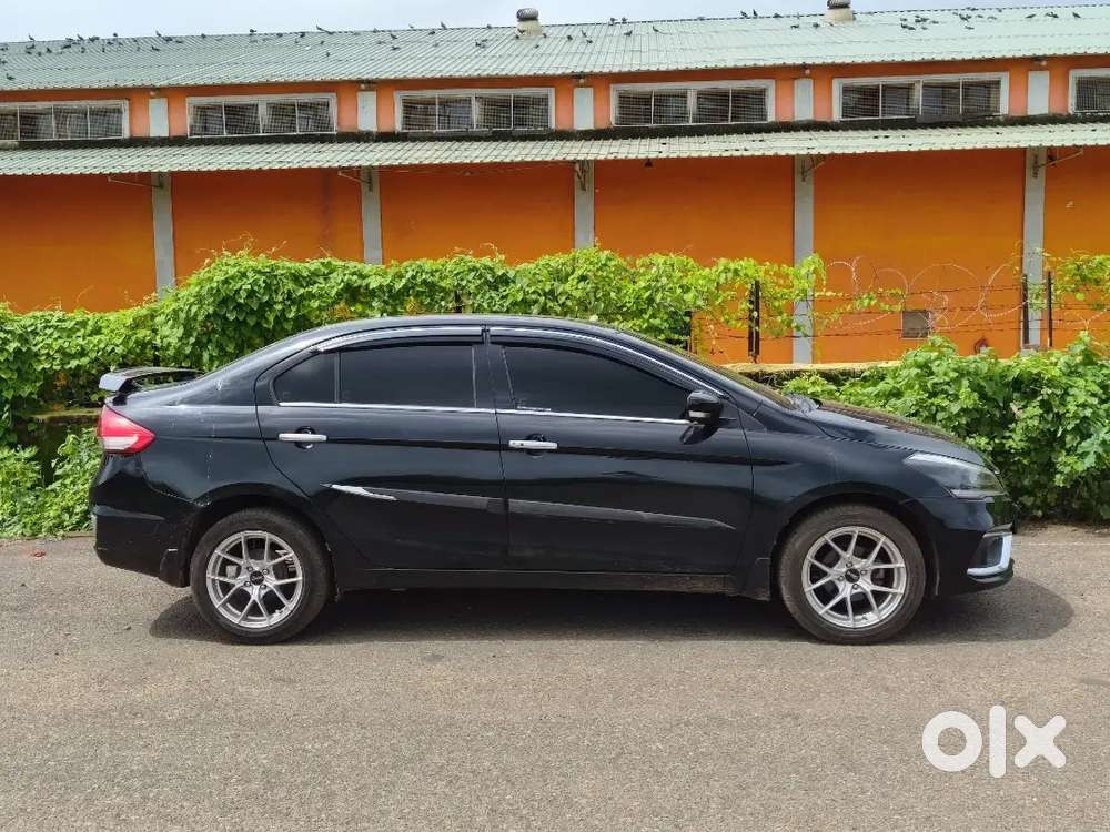 Maruti Suzuki Ciaz Alpha Hybrid 2019