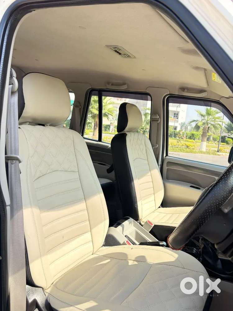Mahindra Scorpio S6 Plus 2016