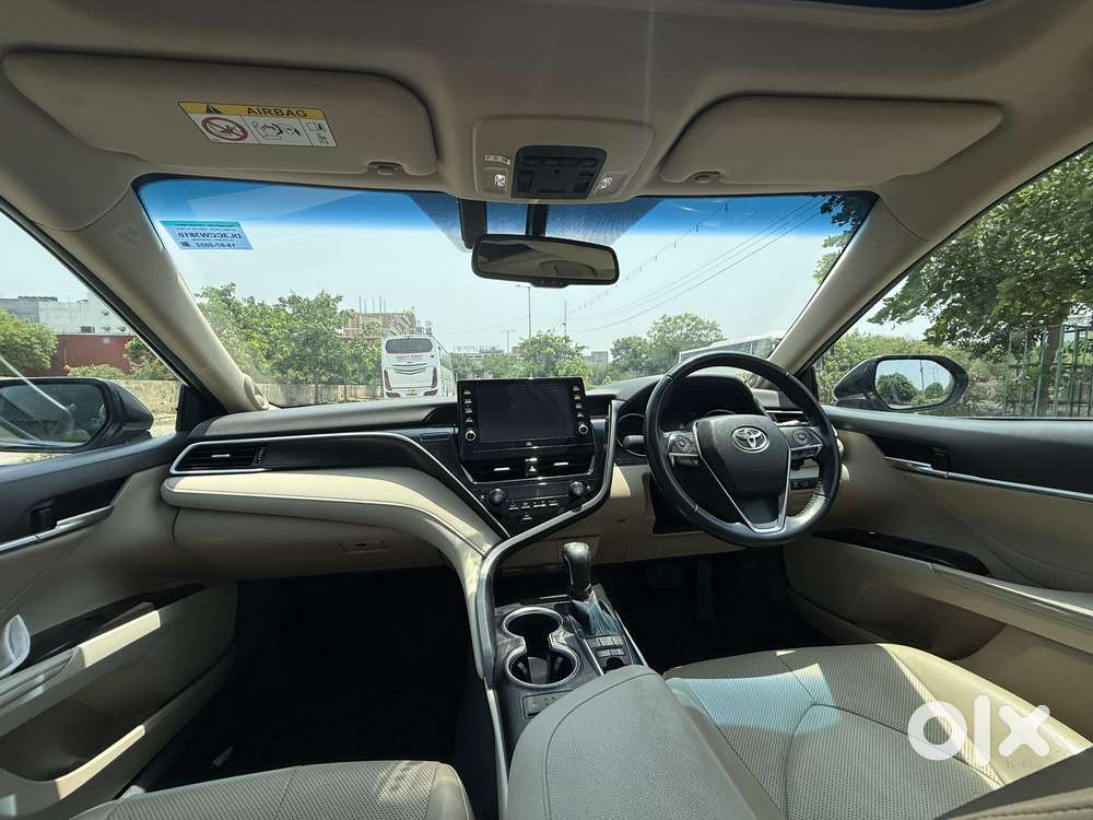 Toyota Camry 2.5 Hybrid, 2022, Petrol