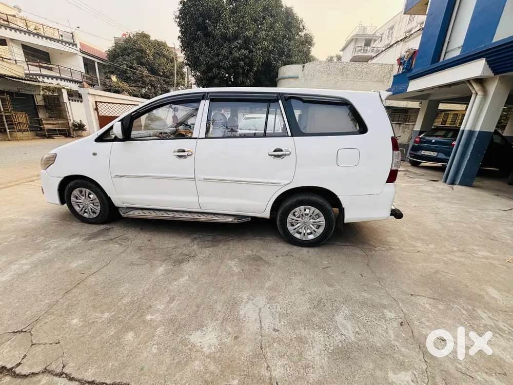 Toyota Innova 2016 Diesel Well Maintained