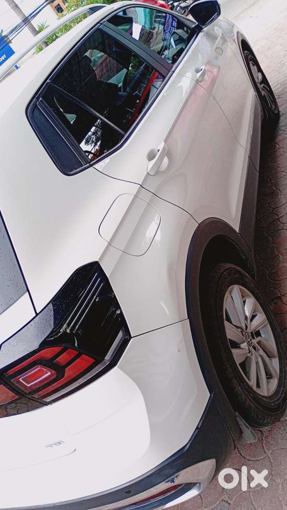 Volkswagen Taigun 1.0 Tsi Highline At, 2022, Petrol