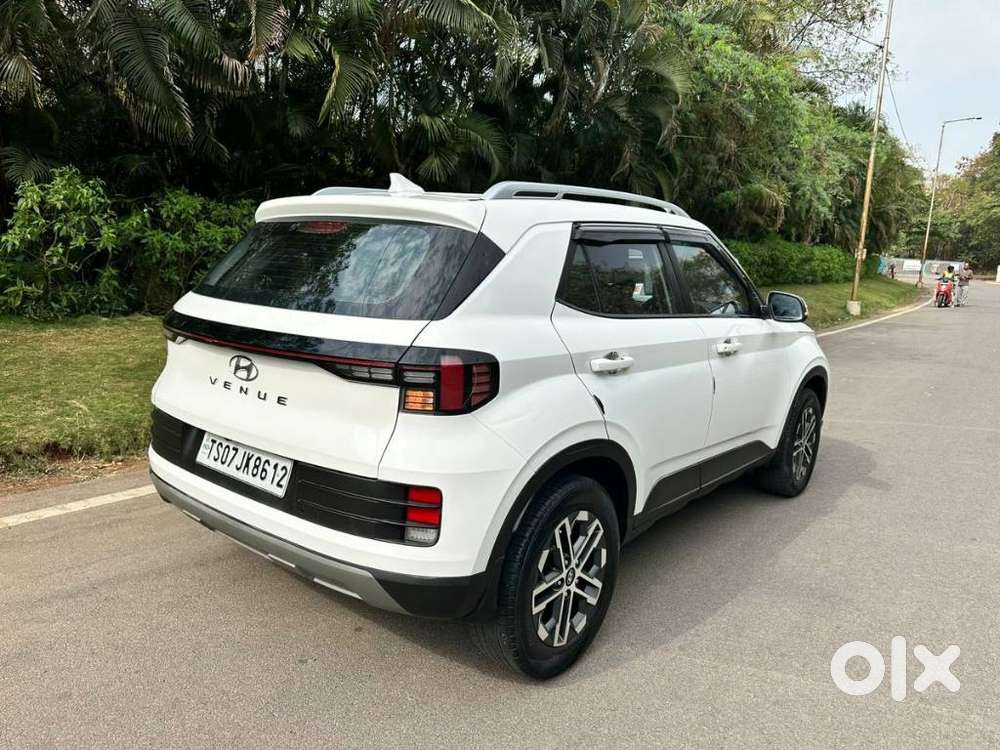 Hyundai Venue S (o) 1.0 Turbo Mt, 2022, Petrol