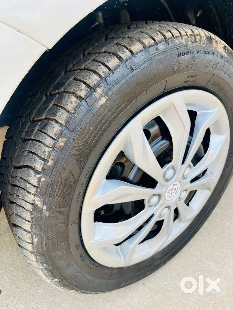 Tata Tiago 1.2 Revotron Xz, 2017, Petrol