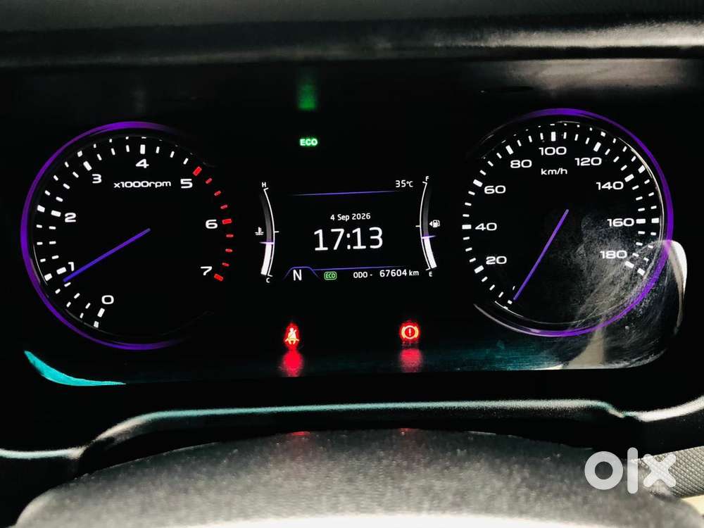 Mahindra Marazzo M8 8str, 2020, Diesel