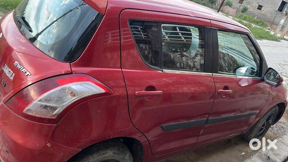 Maruti Suzuki Swift 2012 Petrol Zxi Good Condition