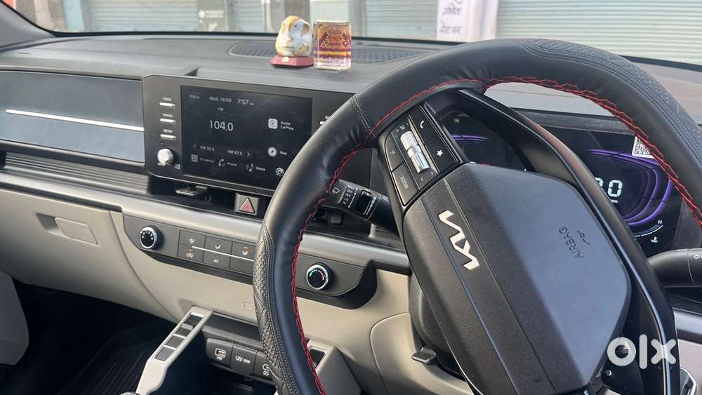 Kia Carens Clavis 2026 Petrol