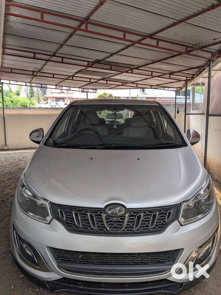 Mahindra Marazzo M8 Diesel  7 Seater  Shimmering Silver  53,000 Km